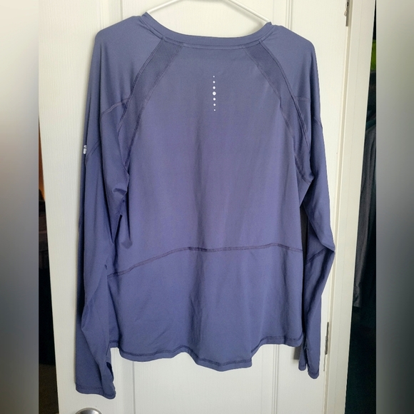 Fila Sport XXL women's top. Athletic everyday wear. Wicking - Picture 2 of 8